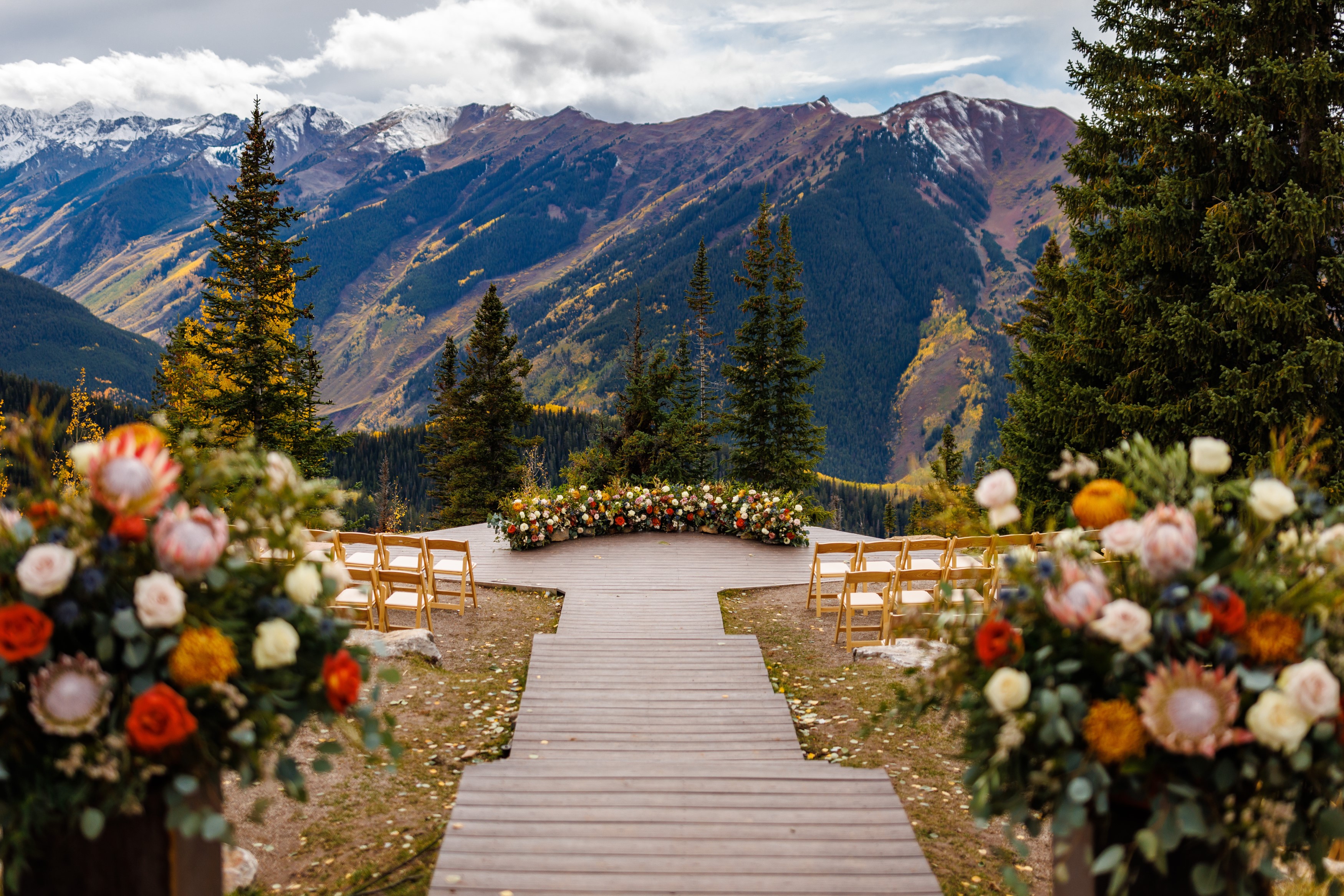 Aspen Wedding Deck - Top Colorado Mountain Wedding Photographers ...